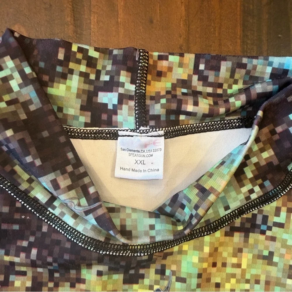 Riffe digi tek rash guard men's XXL